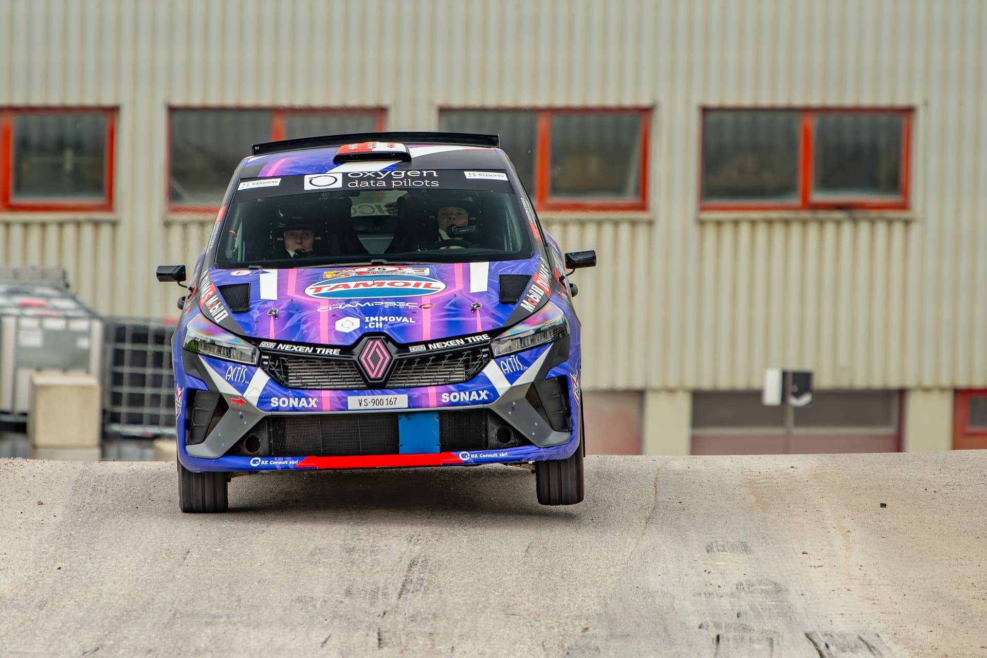 La Clio Rally3 n°25 de face au Critérium Jurassien 2026